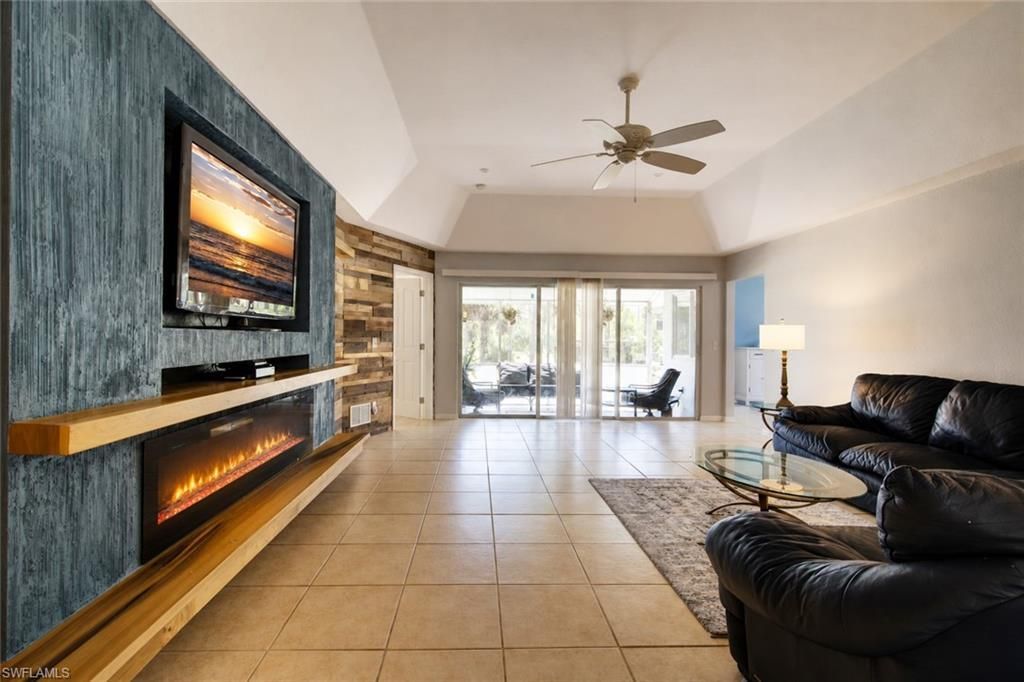 4570 16th St Ne, Naples, FL 34120 Photo