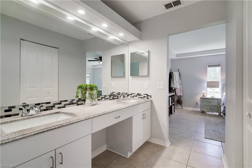 4570 16th St Ne, Naples, FL 34120 Photo