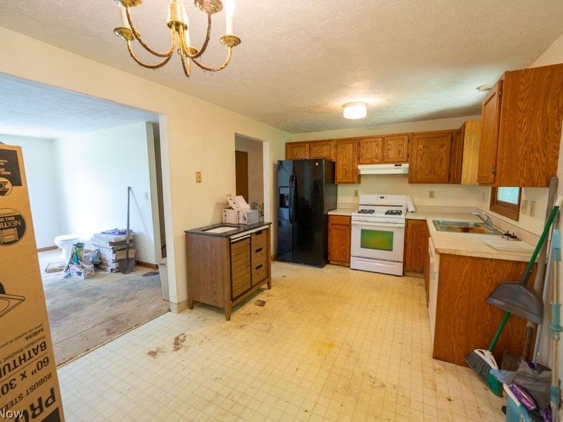 1777 Barnes Drive, Wooster, OH 44691 Photo 5