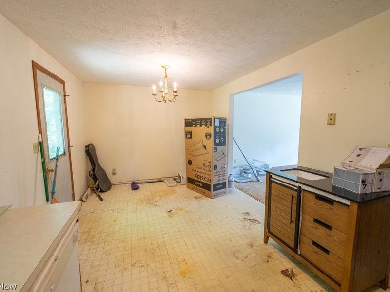 1777 Barnes Drive, Wooster, OH 44691 Photo 6