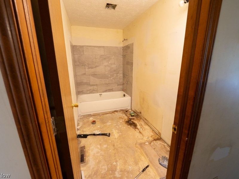1777 Barnes Drive, Wooster, OH 44691 Photo 9