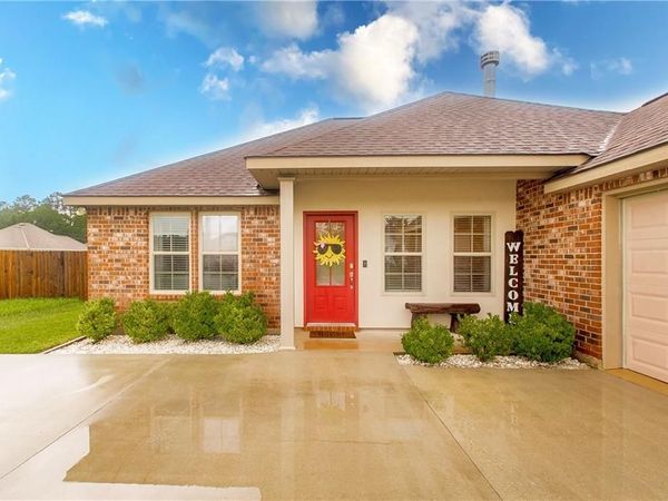 46197 JOELE Drive, Hammond, LA 70401