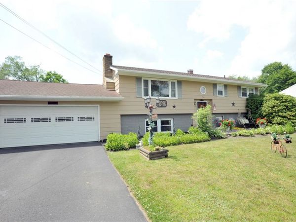 261 Oriole Drive , Horseheads, NY 14845