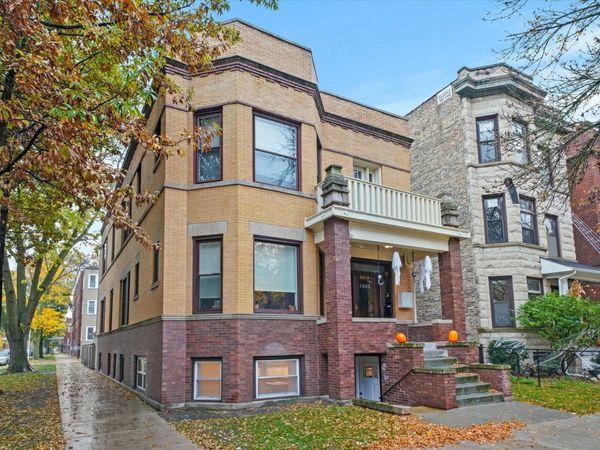 2203 W Giddings Street, Unit G, Chicago, IL 60625