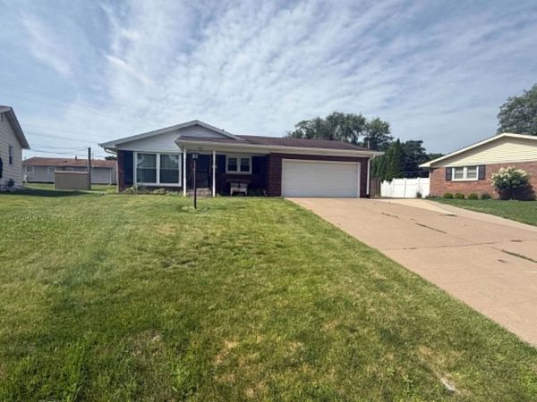 442 31st Avenue , East Moline, IL 61244