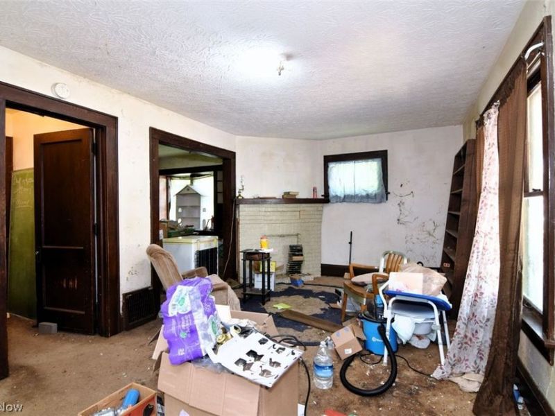 30 W Dalton Street, Akron, OH 44310 Photo 6