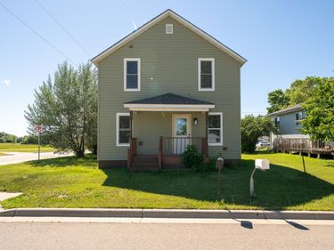 541 5th Street SE, Deer River, MN 56636