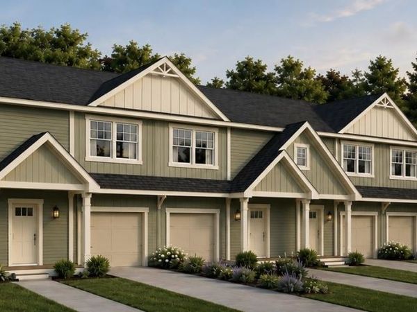 5 Dahlia Court, Unit 5, Somersworth, NH 03820