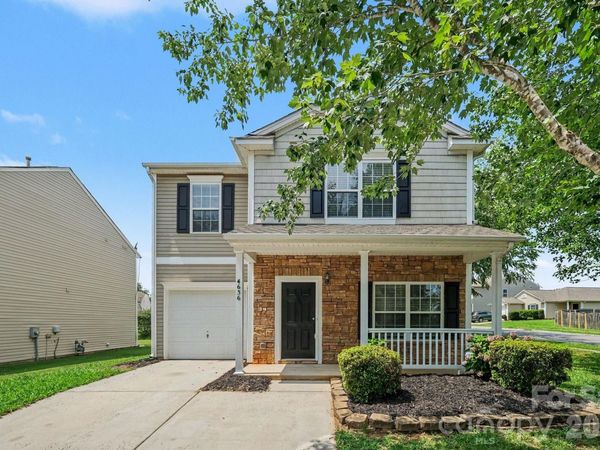4636 Meadowfield Road , Charlotte, NC 28215