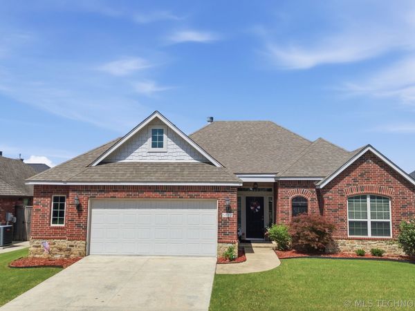 5012 S 182nd East Avenue , Tulsa, OK 74134