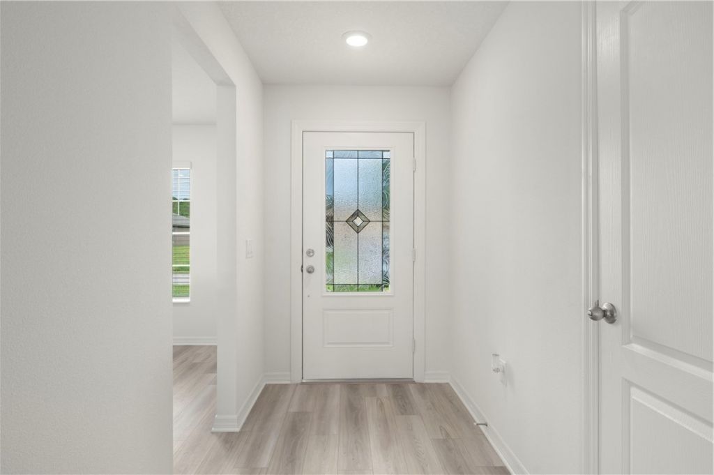8045 105th Court , Vero Beach, FL 32967 Photo