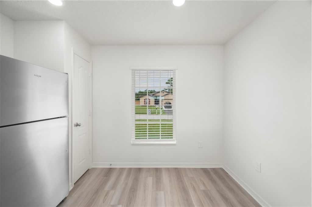 8045 105th Court , Vero Beach, FL 32967 Photo
