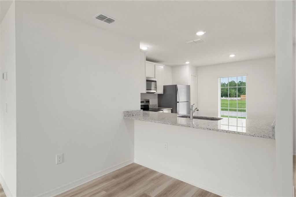 8045 105th Court , Vero Beach, FL 32967 Photo