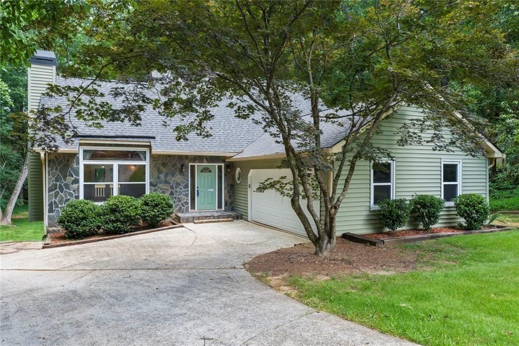 180 Waldrop Way, Fayetteville, GA 30215 Main Photo