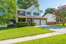 108 Prospect Way photo 4