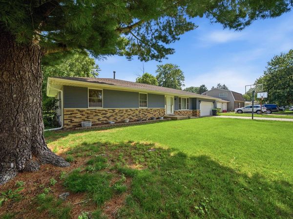334 E GLENDALE Street, Manito, IL 61546