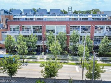 322 E Harrison Avenue, Royal Oak, MI 48067