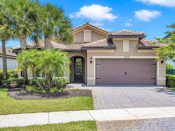 8028 NW 78th Street, Tamarac, FL 33321