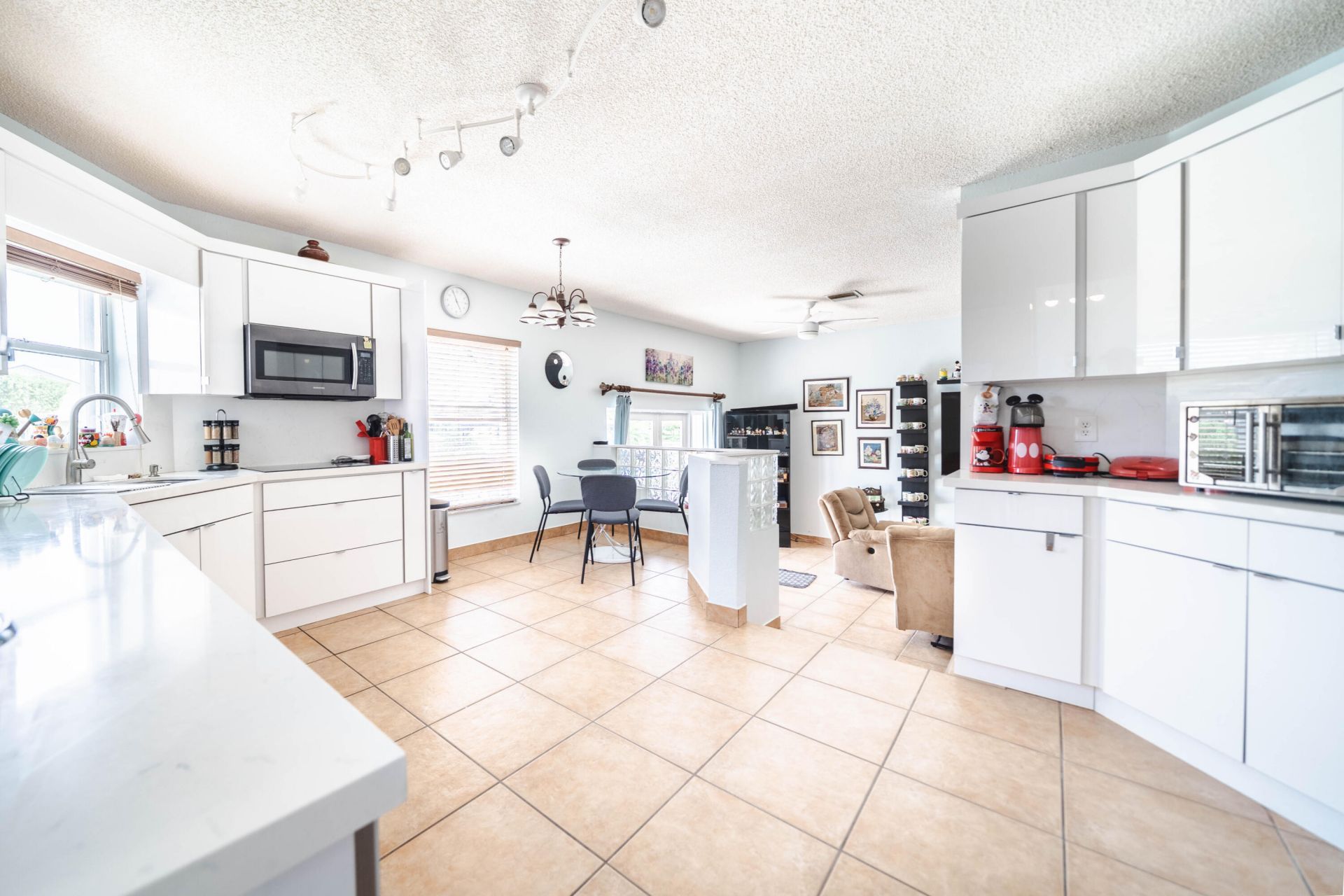 18438 NW 11th Street, Pembroke Pines, FL 33029 Photo