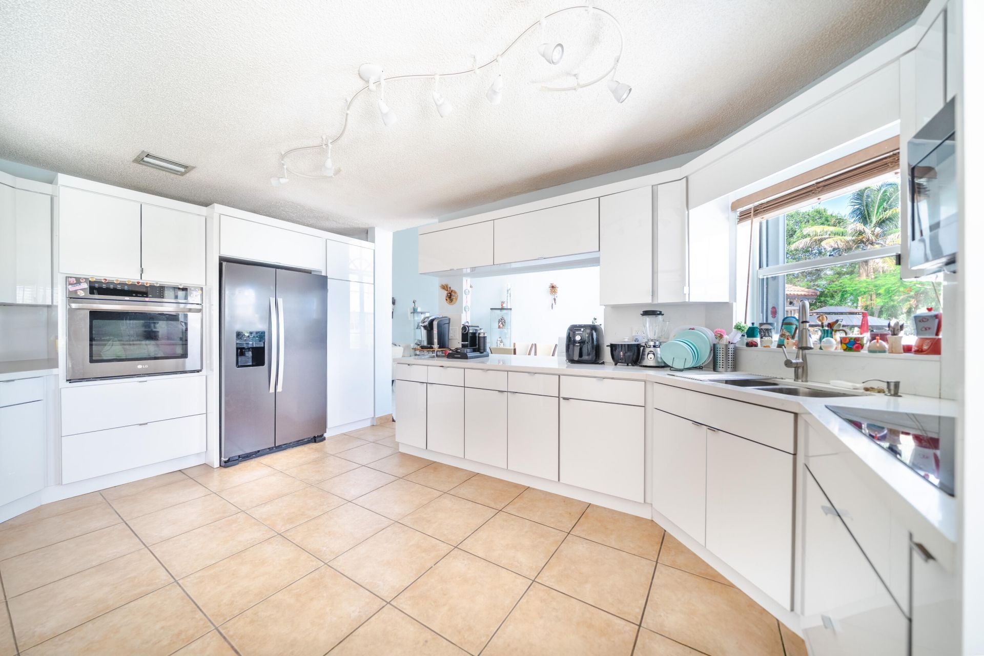 18438 NW 11th Street, Pembroke Pines, FL 33029 Photo