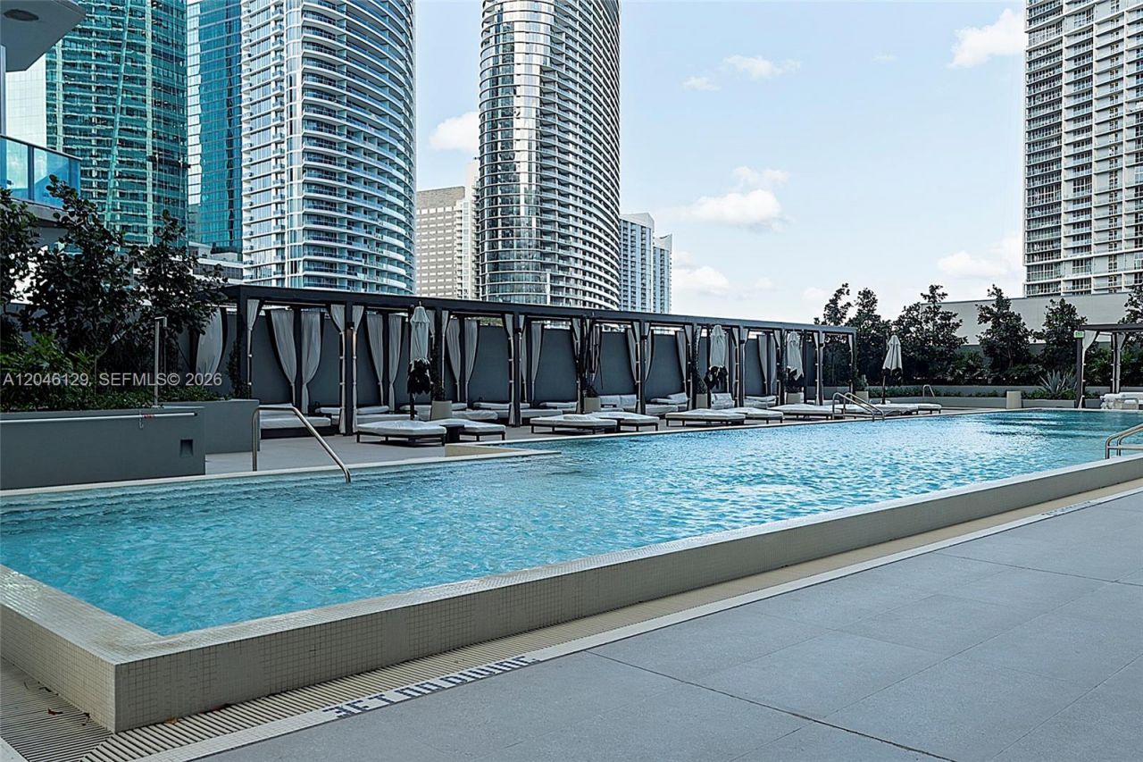 77 SE 5th St. , Unit 1905, Miami, FL 33131 Photo