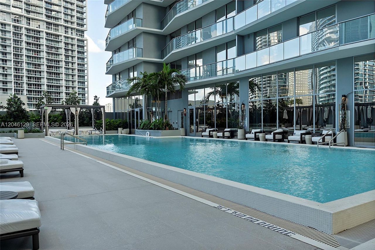 77 SE 5th St. , Unit 1905, Miami, FL 33131 Photo