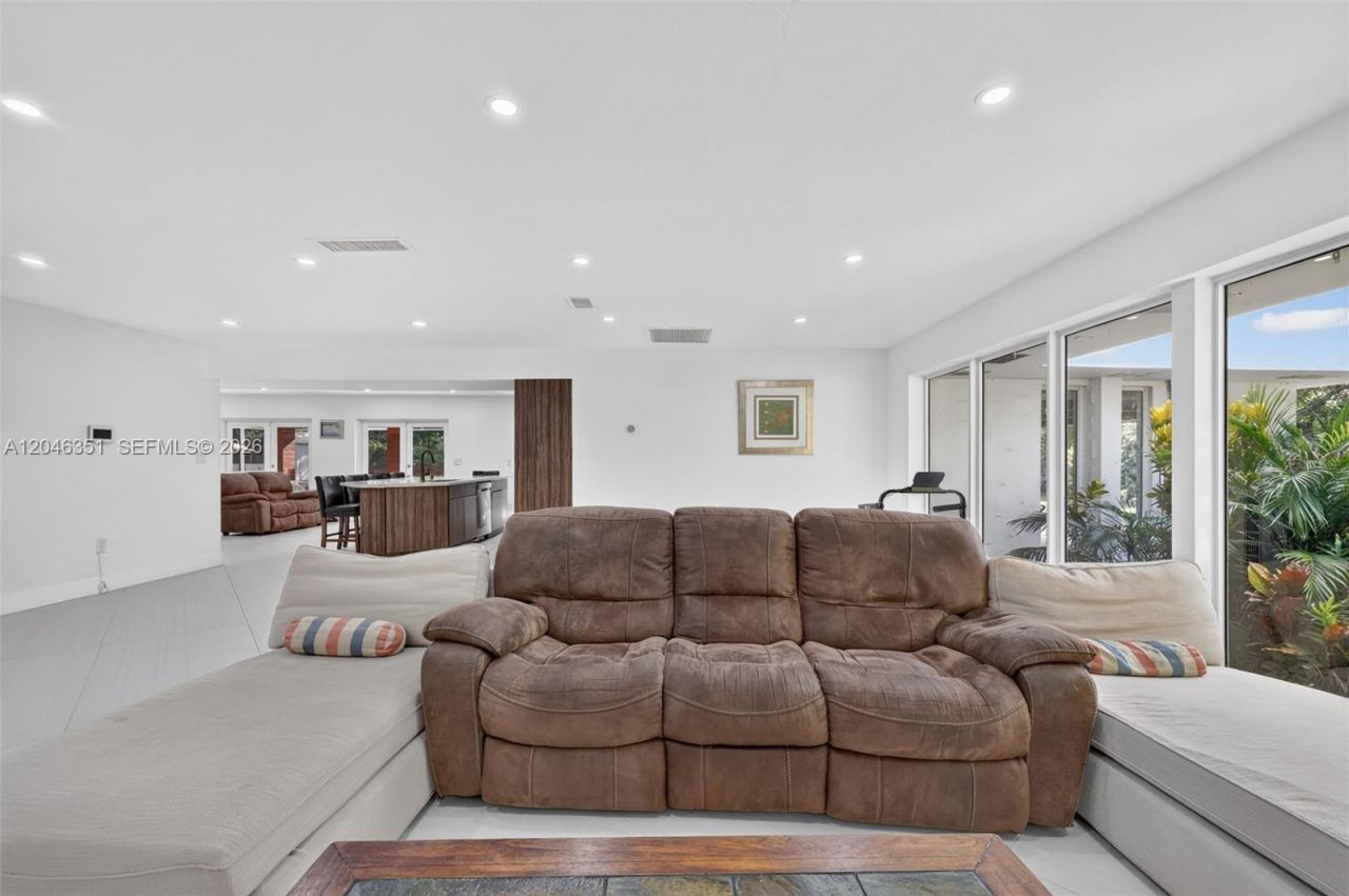 15200 SW 81st Ave , Palmetto Bay, FL 33157 Photo