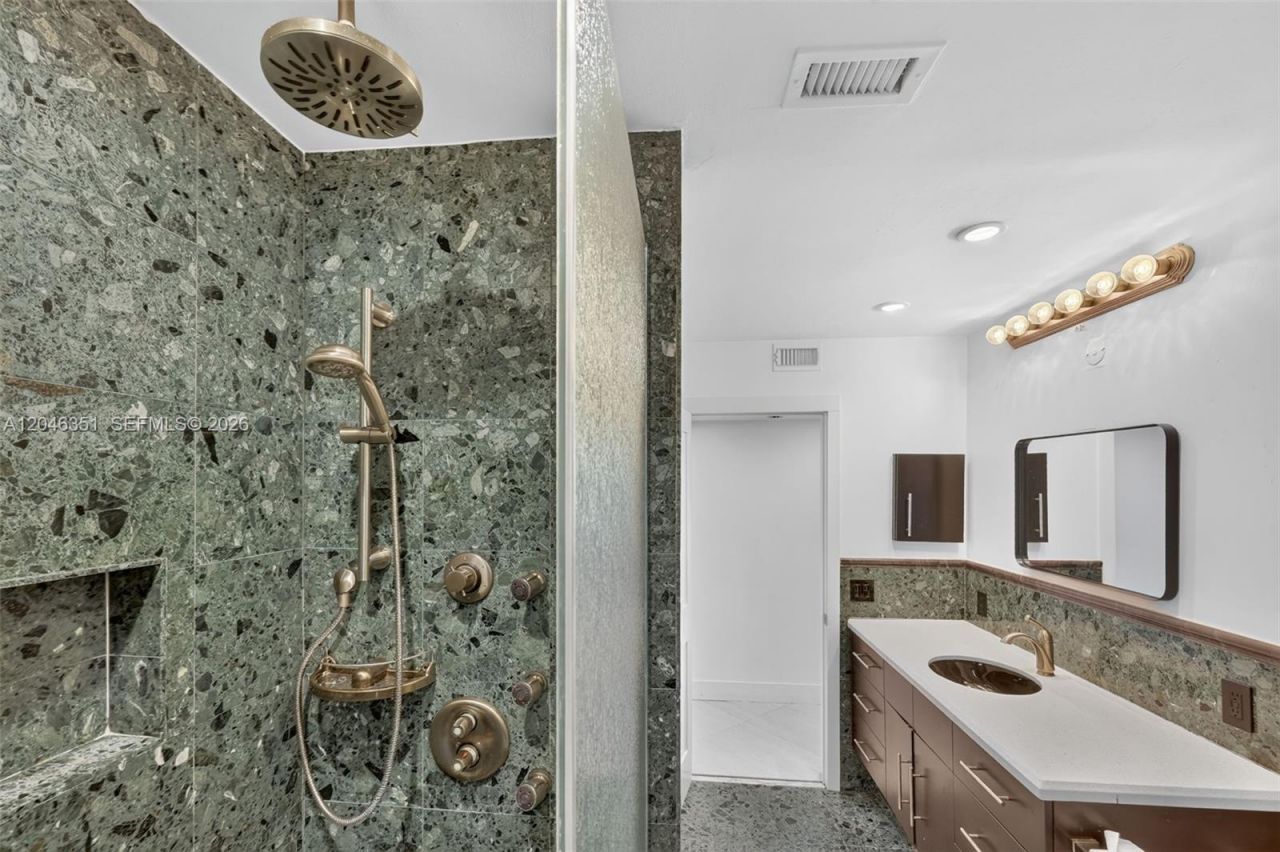 15200 SW 81st Ave, Palmetto Bay, FL 33157 Photo