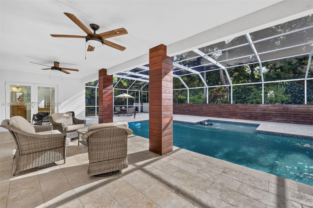 15200 SW 81st Ave, Palmetto Bay, FL 33157 Photo