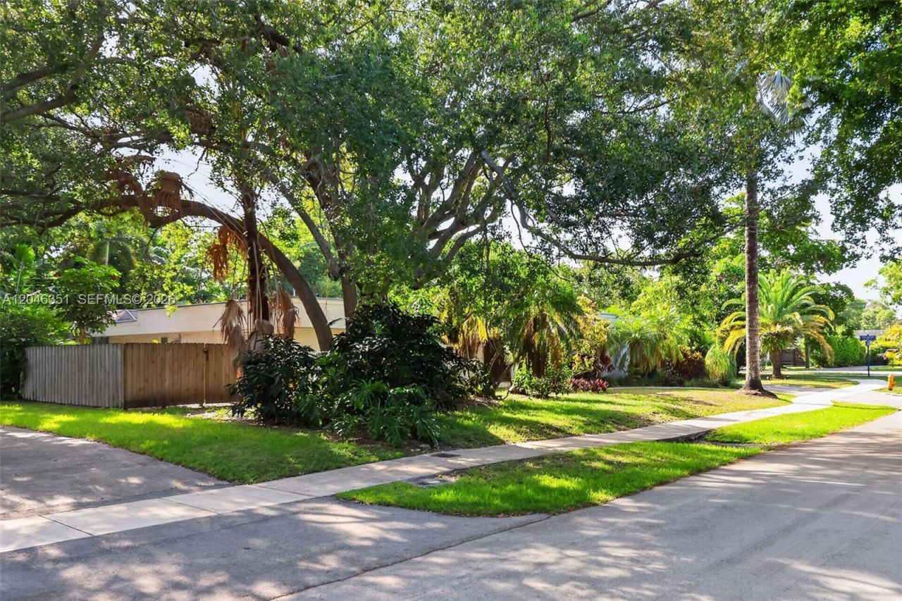 15200 SW 81st Ave, Palmetto Bay, FL 33157 Photo