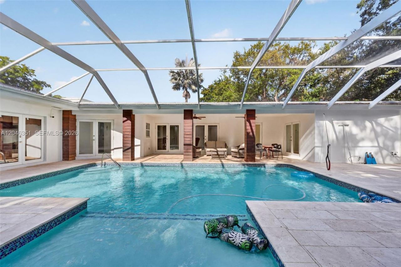 15200 SW 81st Ave , Palmetto Bay, FL 33157 Photo