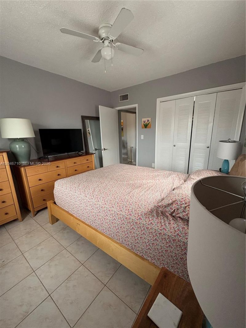 3501 SW 10th St , Unit 1B, Miami, FL 33135 Photo