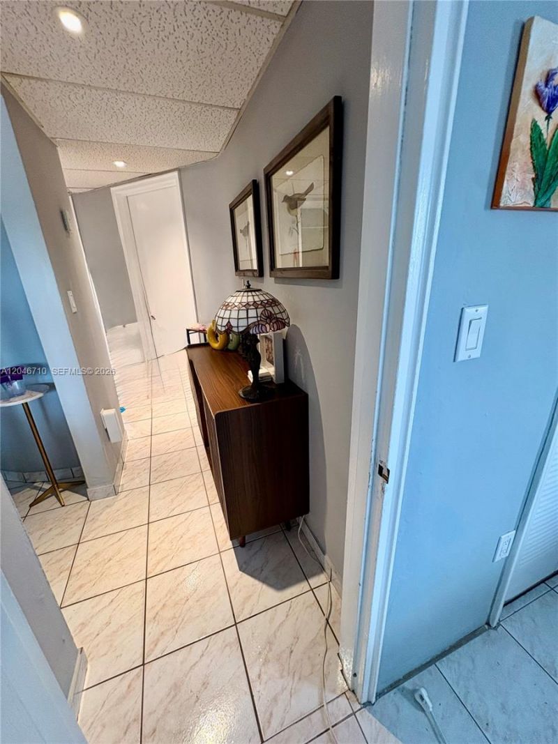 3501 SW 10th St , Unit 1B, Miami, FL 33135 Photo