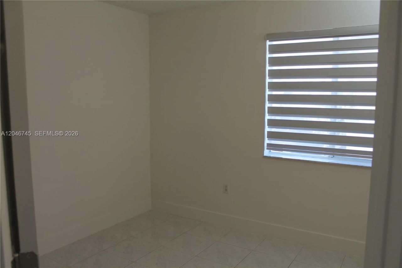 1153 NW 125th Pl , Unit 106, Miami, FL 33182 Photo