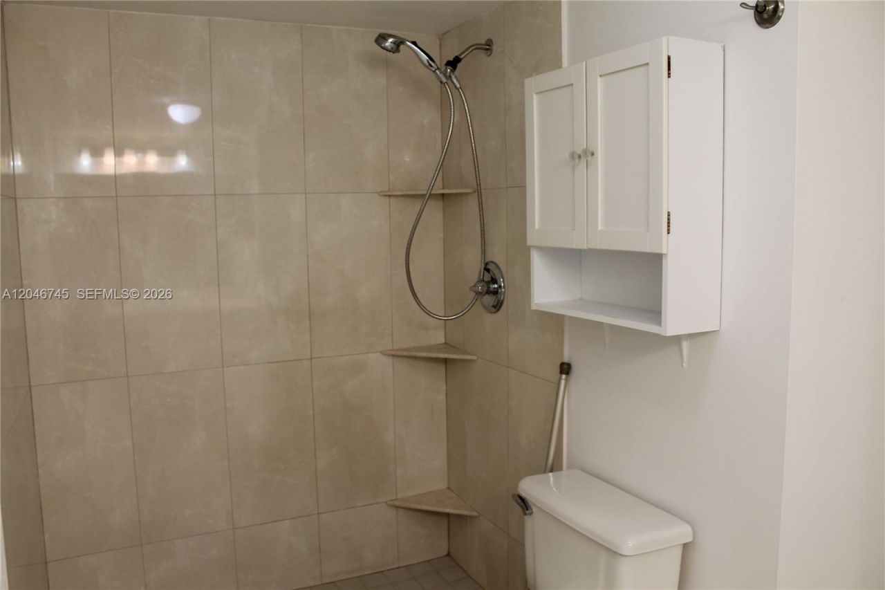 1153 NW 125th Pl , Unit 106, Miami, FL 33182 Photo