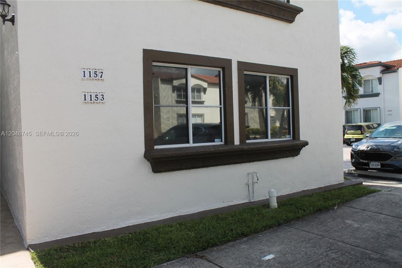 1153 NW 125th Pl , Unit 106, Miami, FL 33182 Photo