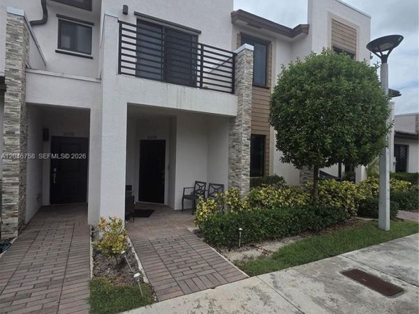 21124 NE 8th Ave , Unit 211, Miami, FL 33179