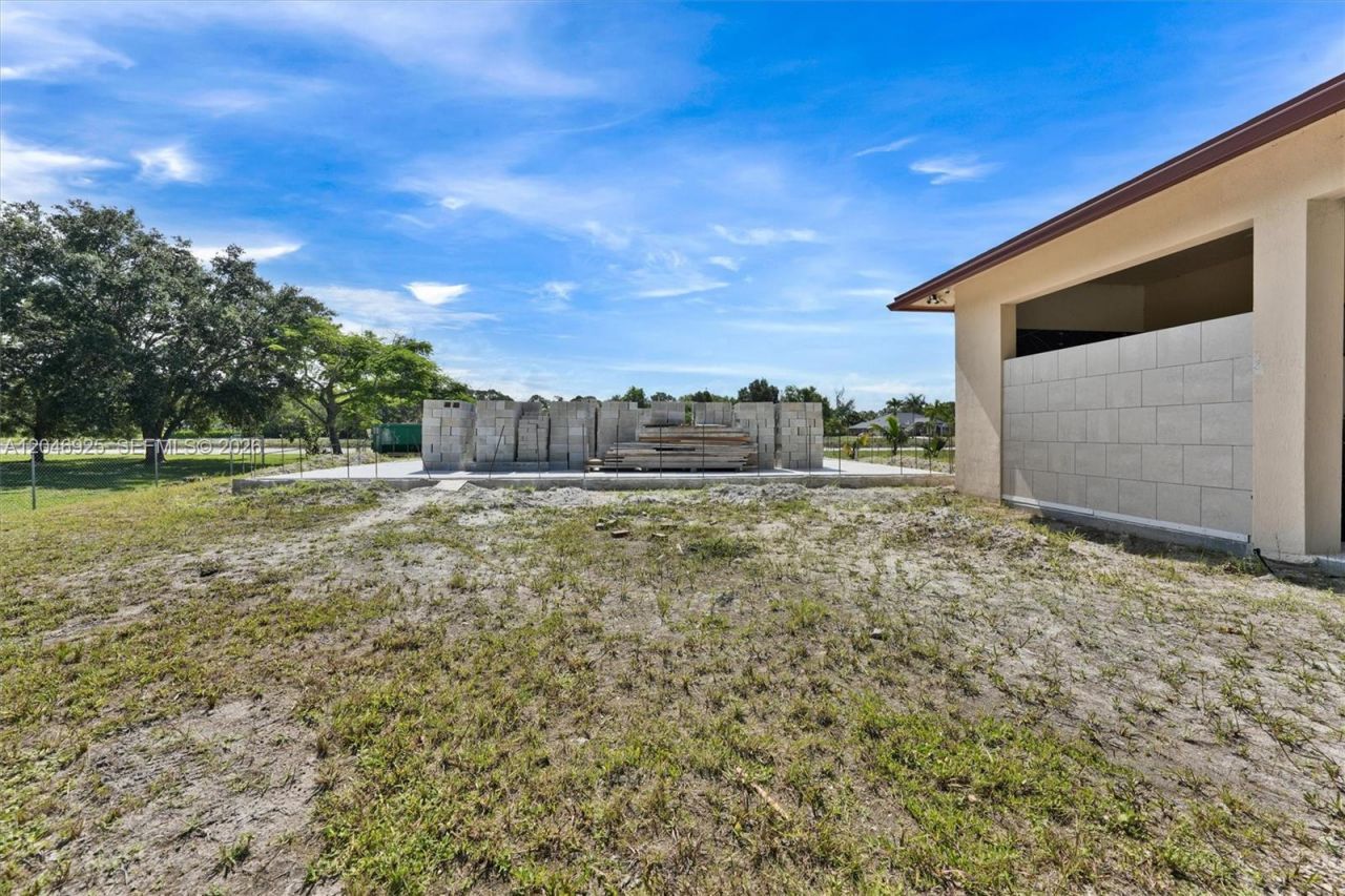 13085 N 78th Pl N, Palm Beach, FL 33412 Photo