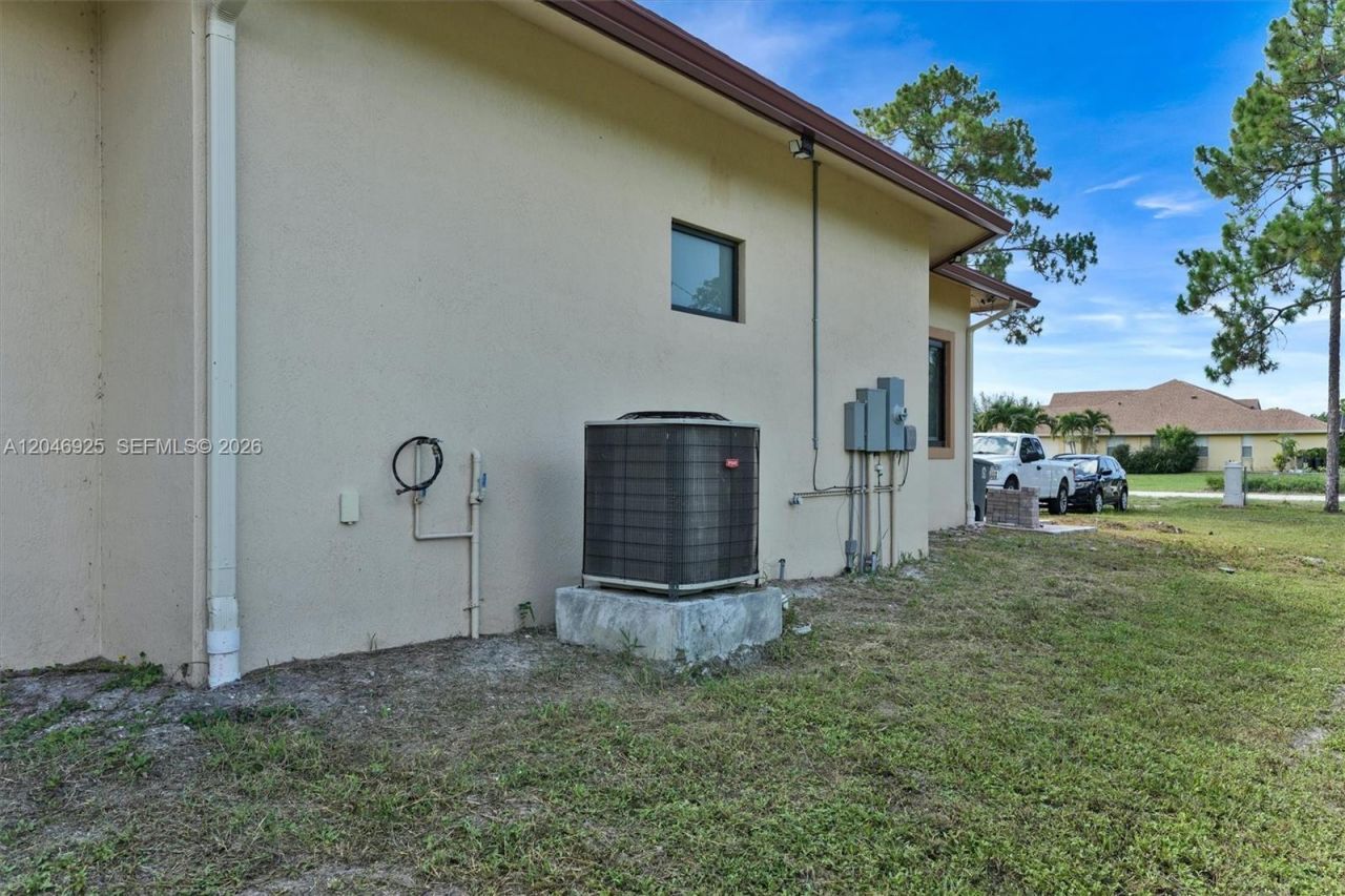 13085 N 78th Pl N, Palm Beach, FL 33412 Photo