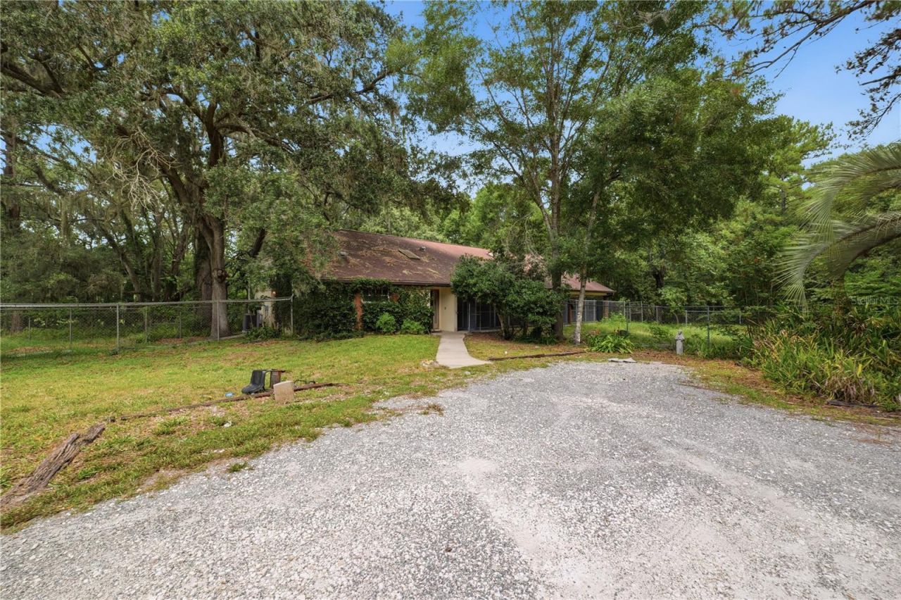 4444 Raines Road, Brooksville, FL 34604 Photo