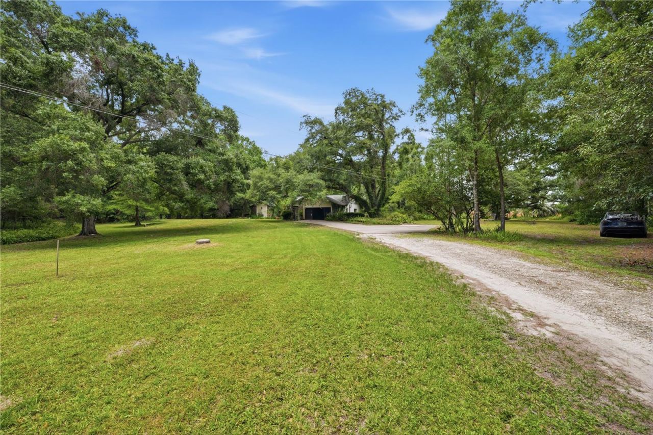 4444 Raines Road, Brooksville, FL 34604 Photo