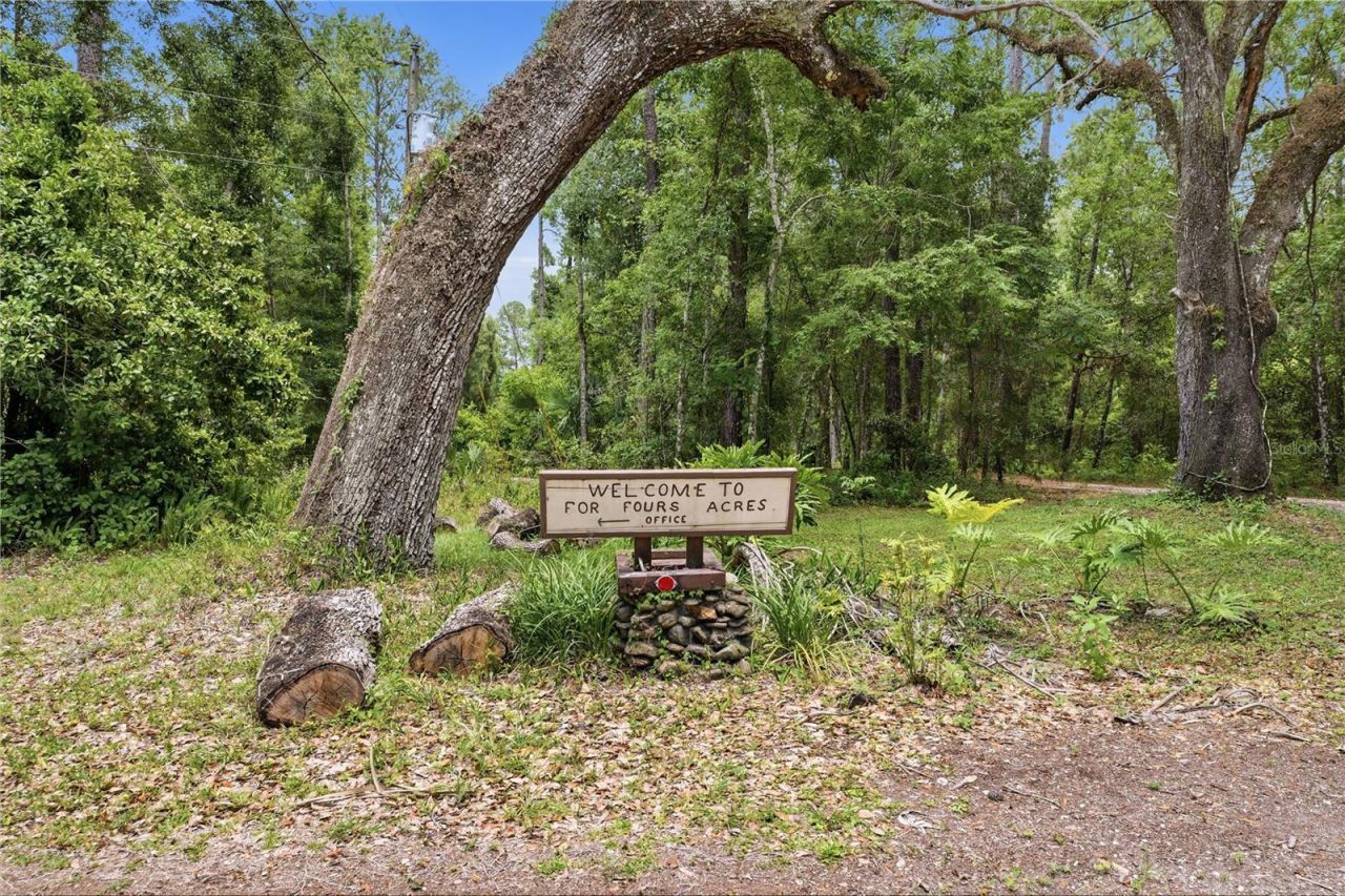 4444 Raines Road, Brooksville, FL 34604 Photo