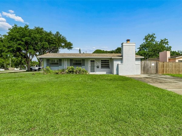 8900 59TH WAY N, PINELLAS PARK, FL 33782