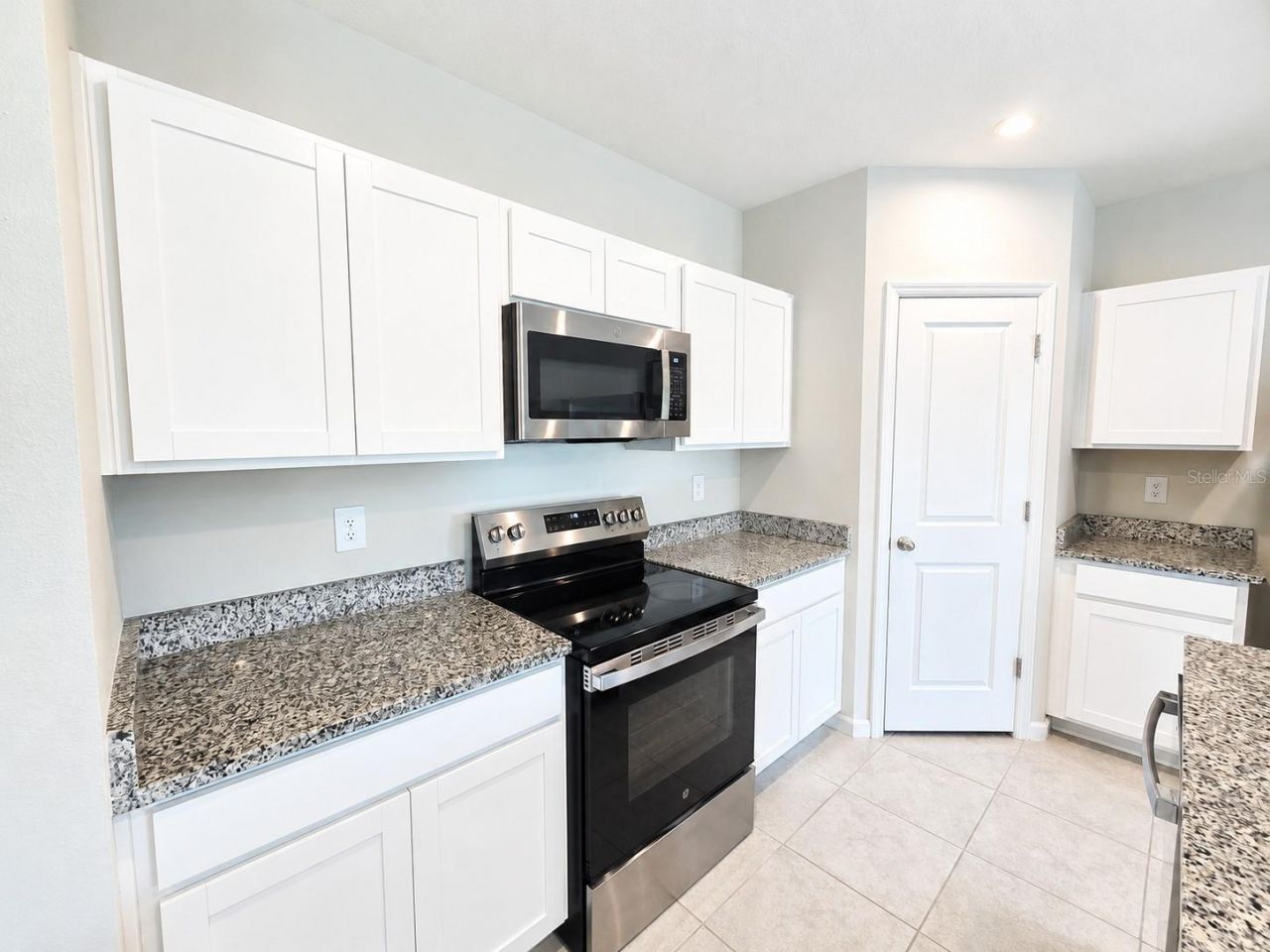 810 172nd Court E, Bradenton, FL 34212 Photo