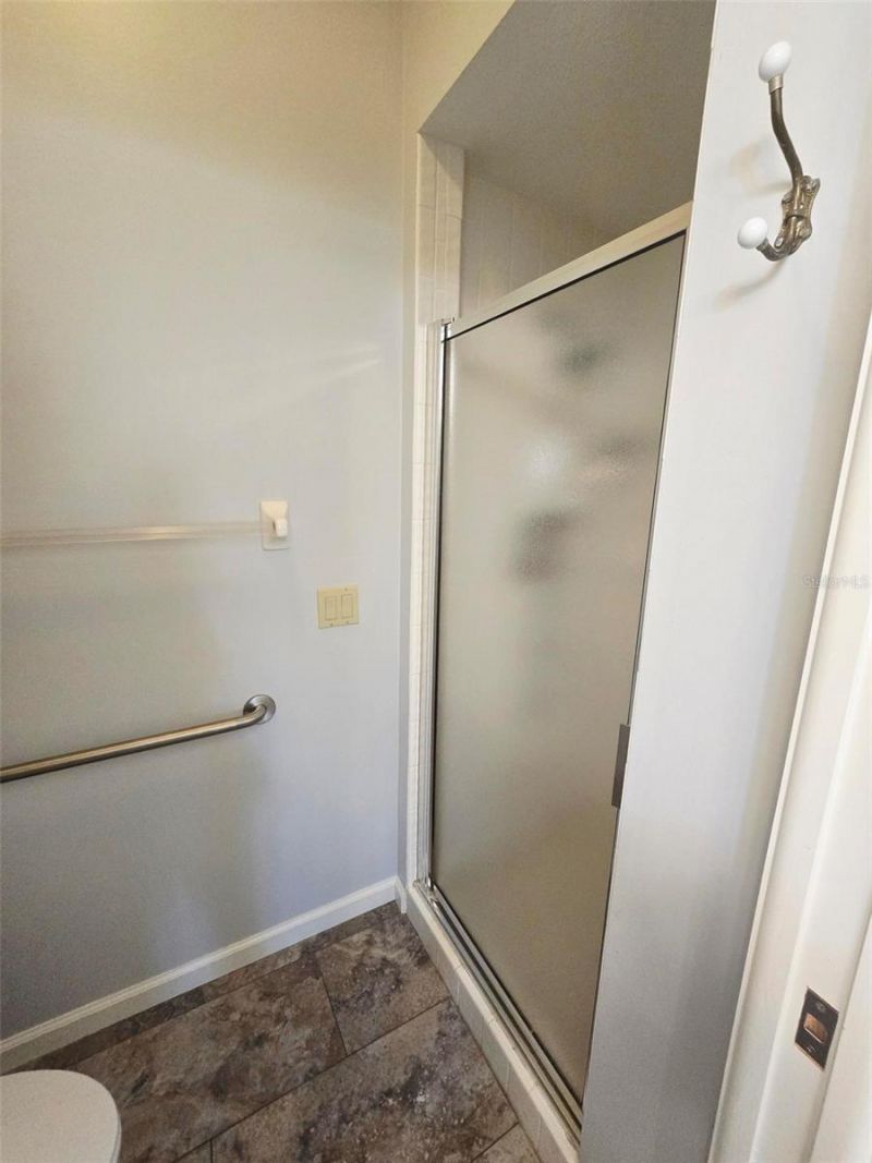 5808 Garden Lakes Drive , Bradenton, FL 34203 Photo