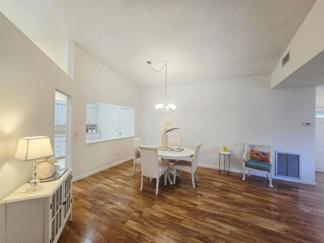 5808 Garden Lakes Drive , Bradenton, FL 34203 Photo
