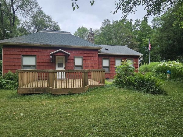 1770 County Road BH, Highland, WI 53543