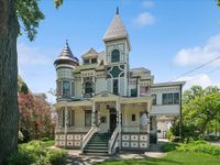 214 S STATE Street, Elgin, IL 60123 primary photo