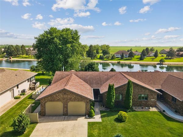 23700 Gombert Drive , Anamosa, IA 52205