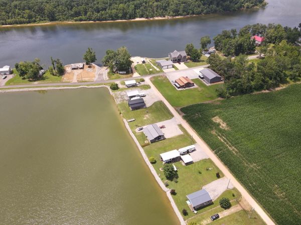 64 RETRIEVER LOOP, Crump, TN 38327